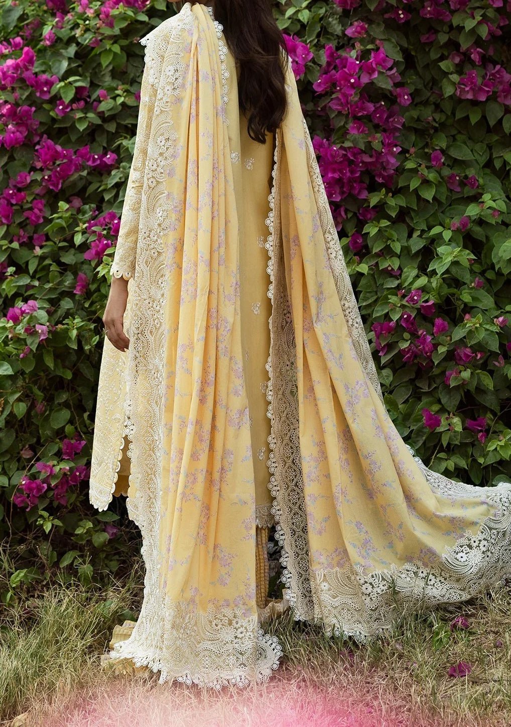 Afrozeh Mulaqaat Embroidered Luxury Dress - db29462