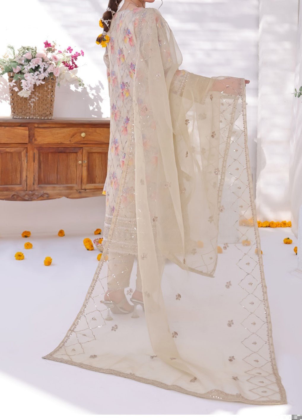 Bint E Noor Organza Dress With Accessories - db29151