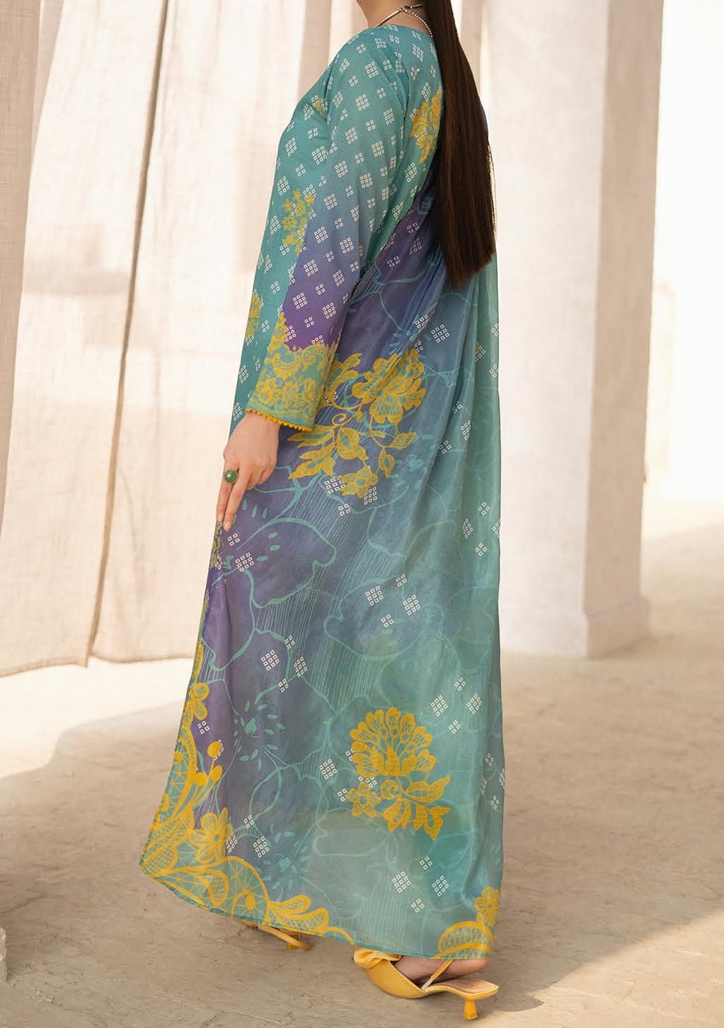 Gulljee Morja Ready Made Embroidered Printed Lawn - db26572