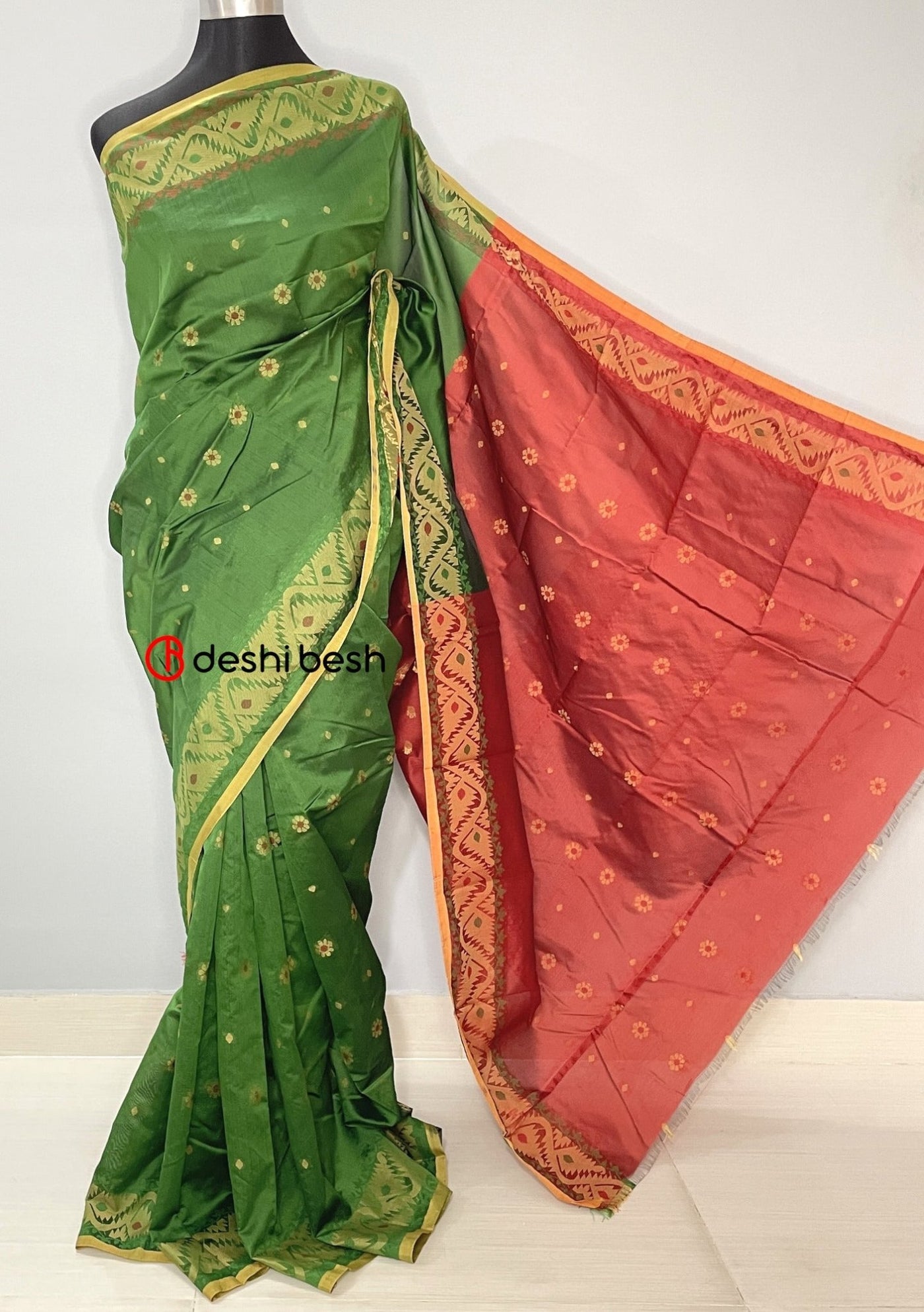 Handloom Jacquard Katan Silk Saree - db25792