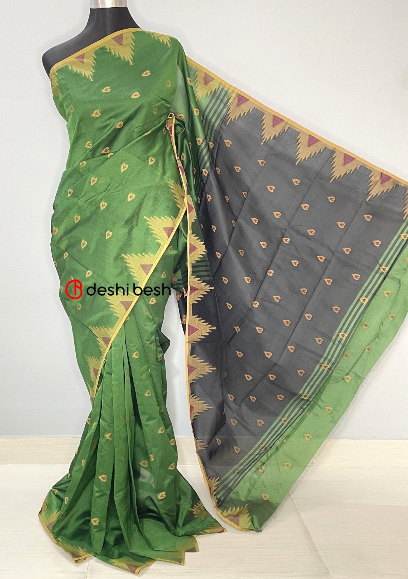 Handloom Jacquard Katan Silk Saree - db25794