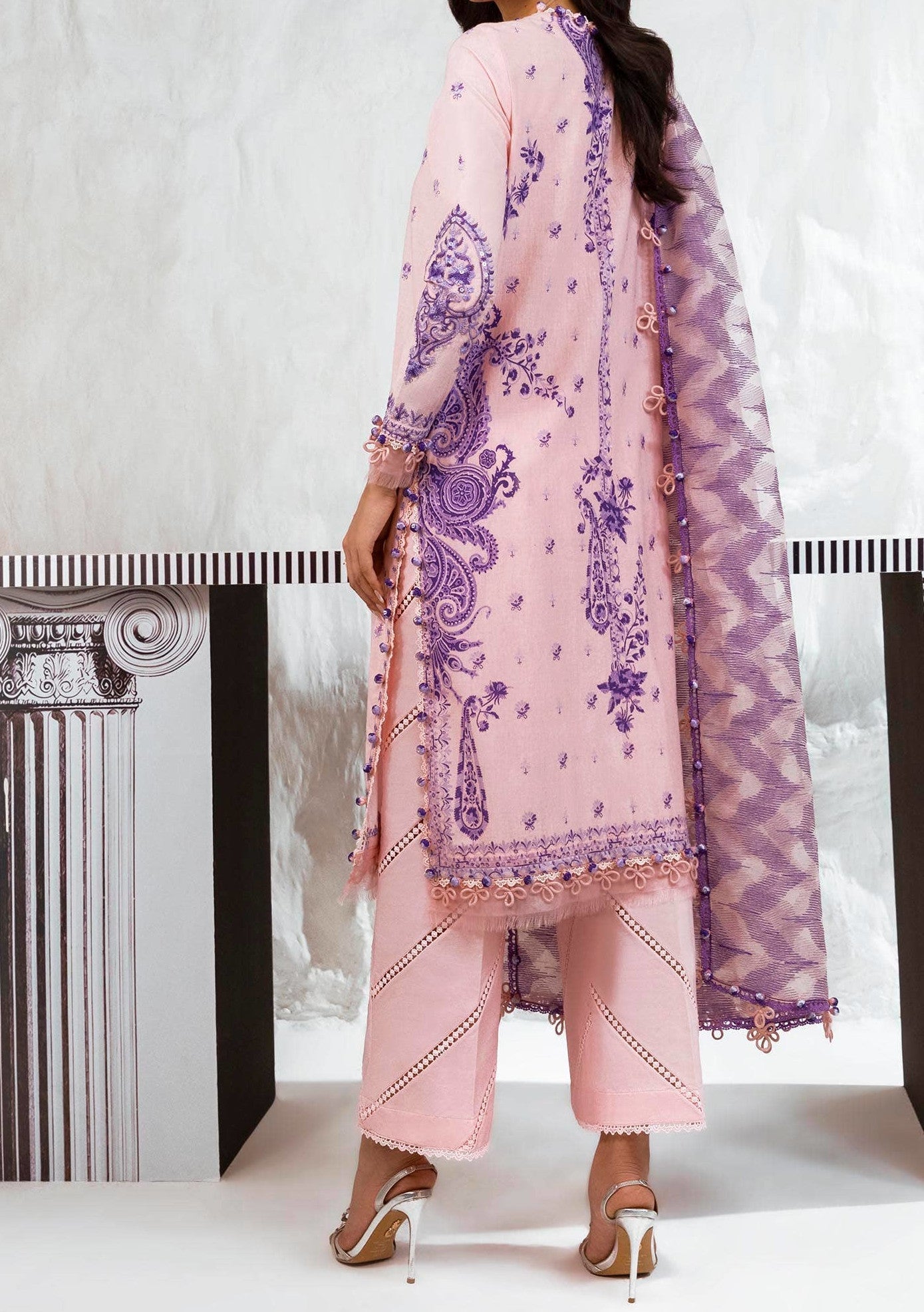 Sana Safinaz Muzlin Summer Pakistani Lawn Dress - db26150