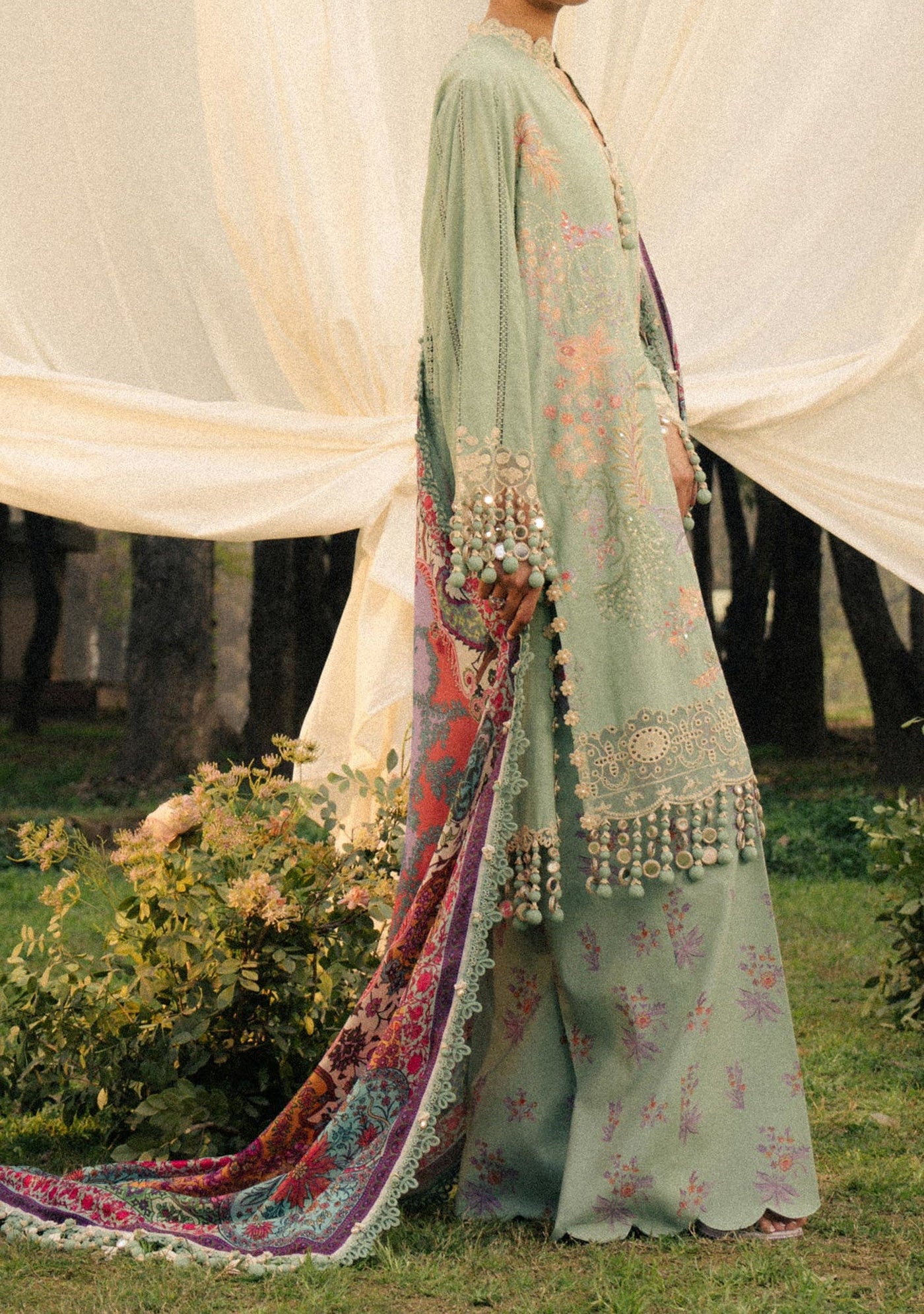 Sana Safinaz Pakistani Luxury Lawn - db28886