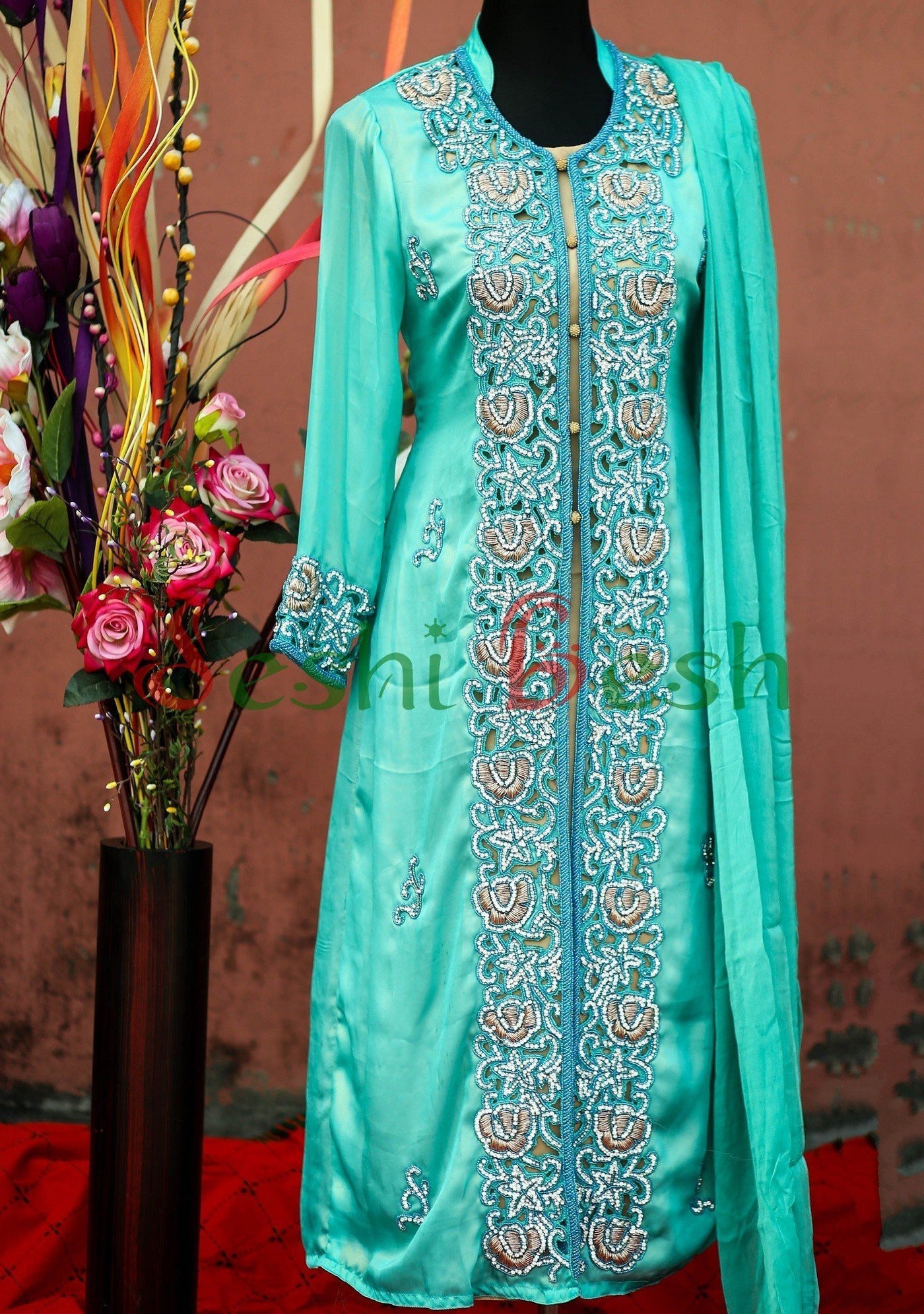 Designer Georgette Boutique Salwar Kameez Suit: Deshi Besh.