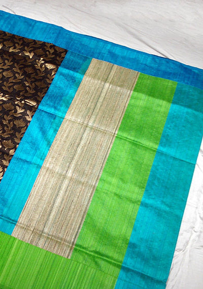 Ganga Jamuna Border Kadiyal Jaal Linen Silk Saree: Deshi Besh.