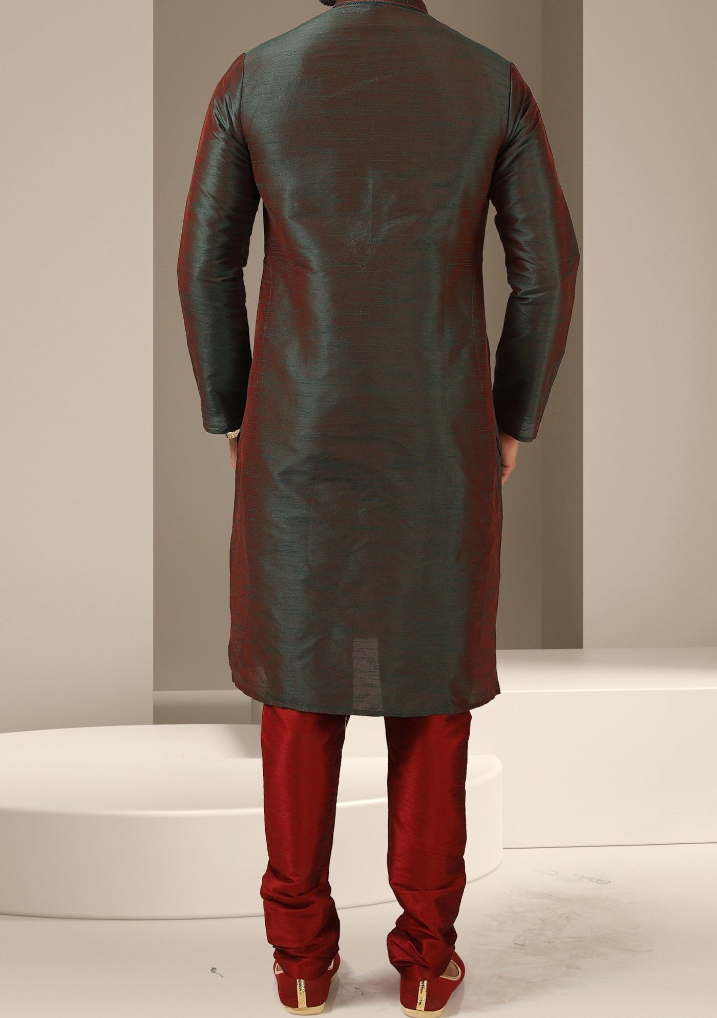 Men's Traditional Party Wear Kurta Pajama - db19435