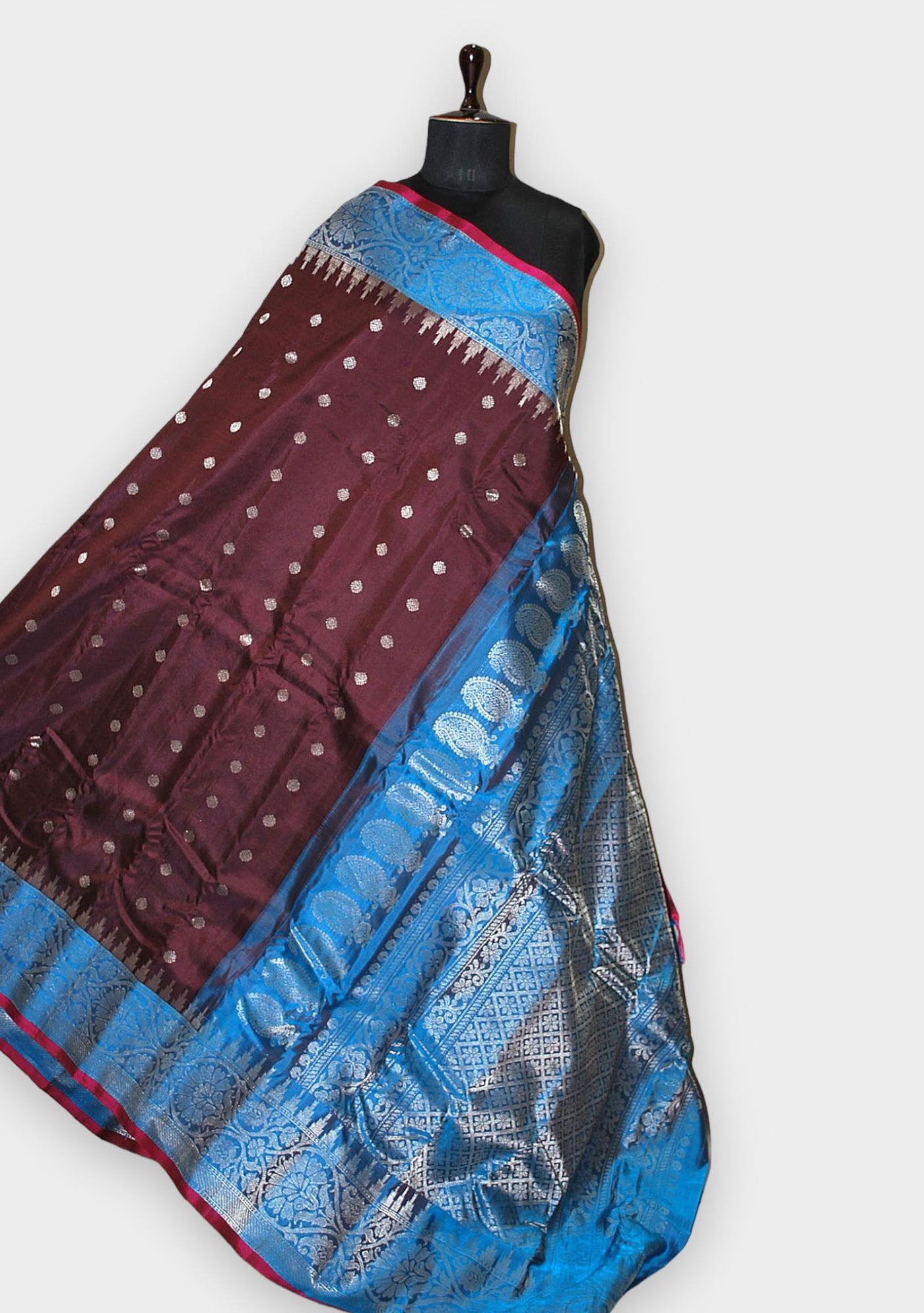 Traditional Hand Woven Gadwal Silk Saree - db22906