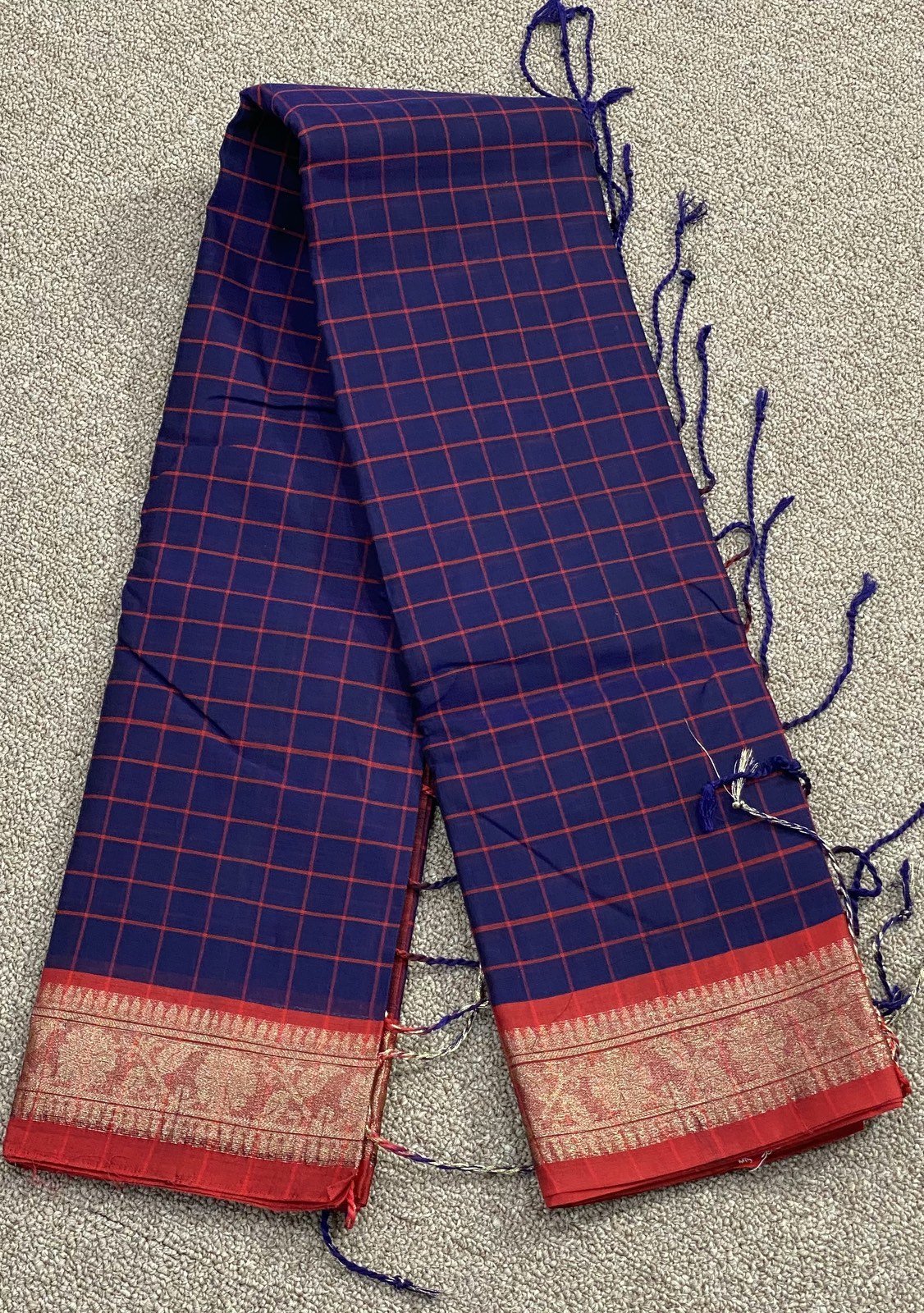 Traditional Handloom Maslais Cotton Saree: Deshi Besh.